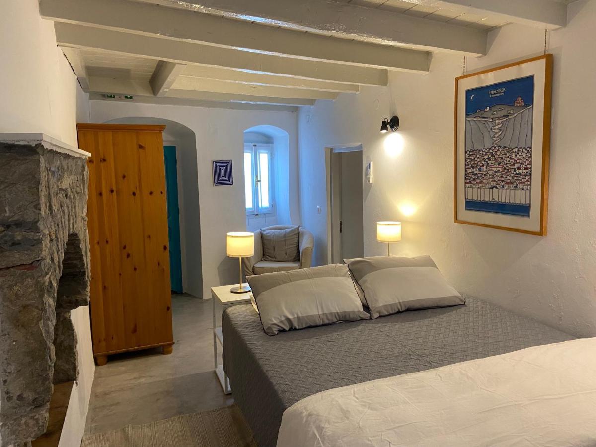 Vila Little Blue In Chorio, Symi Exteriér fotografie